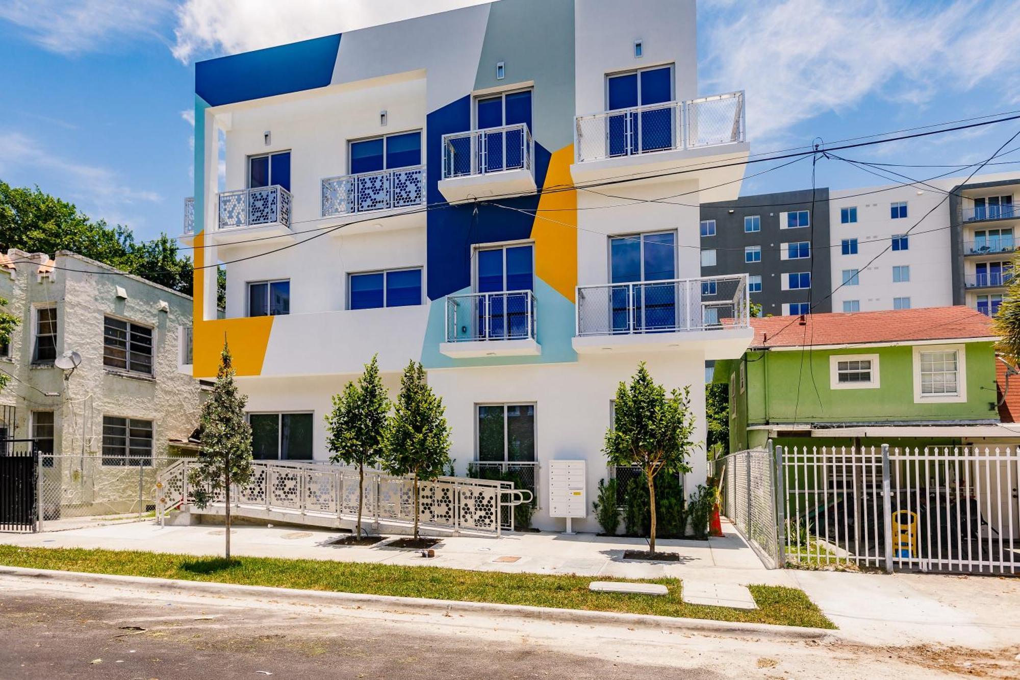 Aerie Apartments Miami Extérieur photo
